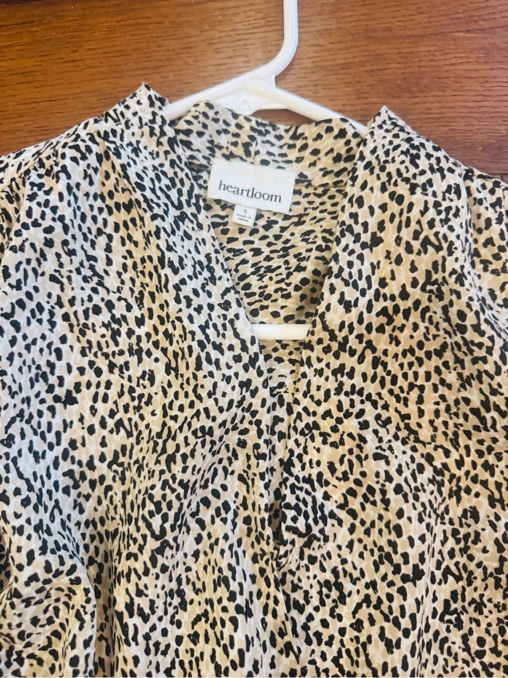 Heartloom Beige and Black Spotted V-Neck Top Small